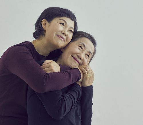 한순서(오른쪽)·이주희 모녀[한국문화재재단 제공. 재판매 및 DB 금지]