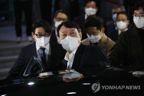 대구 떠나는 윤석열 전 검찰총장[연합뉴스 자료사진]