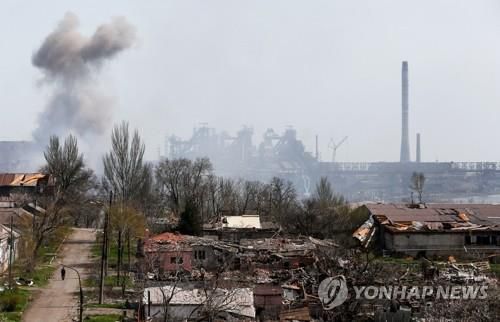 '결사 항전' 벌이는 우크라이나군 거점 마리우폴 제철소 [로이터 연합뉴스 자료사진. 재판매 및 DB 금지]