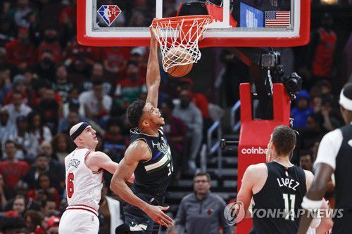 야니스 아데토쿤보의 덩크[USA TODAY Sports=연합뉴스]