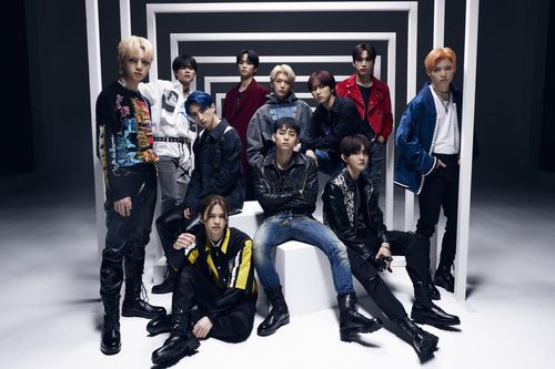 그룹 INI[라포네 제공. 재판매 및 DB 금지]