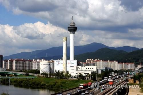 양산시 상징 '양산타워' 전경[연합뉴스 자료사진]