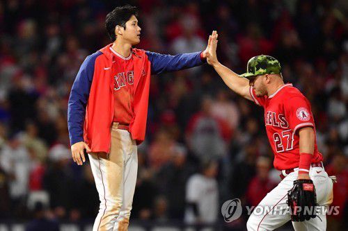 오타니(왼쪽)와 트라우트[USA투데이스포츠/로이터=연합뉴스 자료사진]