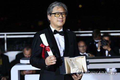 제75회 칸국제영화제에서 감독상을 받은 박찬욱[로이터=연합뉴스]