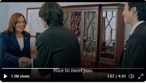 BTS와 만나 악수하는 해리스 미국 부통령[바이든 대통령 트위터 캡처. 재판매 및 DB 금지]