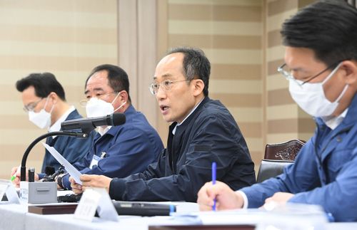 농협 하나로마트를 방문한 추경호 부총리[기획재정부 제공. 재판매 및 DB 금지]