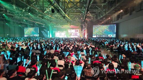 리그 오브 레전드 결승전 관중석 가득[연합뉴스 자료사진]