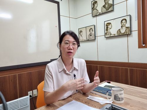 연합뉴스와 인터뷰하는 박상은 저자[촬영 김치연]