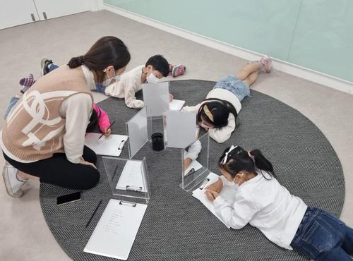 국립현대미술관 과천 어린이미술관 자화상 그리기 프로그램 [국립현대미술관 제공. 재판매 및 DB 금지]