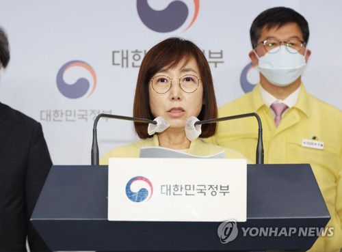 정례브리핑하는 백경란 질병관리청장[연합뉴스 자료사진]