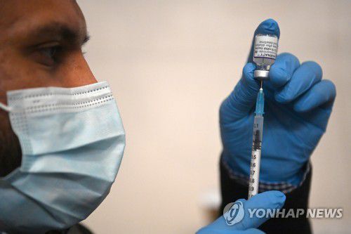 영국 부스터샷 [EPA 연합뉴스 자료사진. 재판매 및 DB 금지]