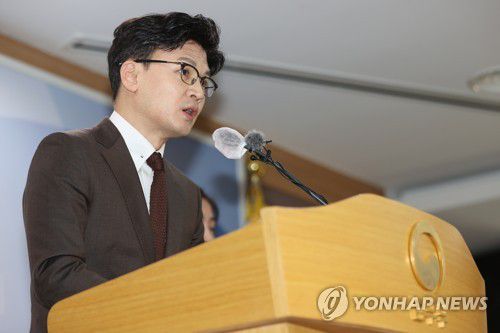 한동훈 장관, 소아성기호증 아동성범죄자 치료감호 확대 관련 브리핑(과천=연합뉴스) 신현우 기자 = 한동훈 법무부 장관이 15일 오후 정부과천청사 법무부에서 소아성기호증 아동성범죄자 치료감호 확대 추진 방안을 발표하고 있다. 한 장관은 이날 브리핑에서 다음 달 출소하는 미성년자 연쇄 성폭행범 김근식에 대한 관리 방안도 발표했다. 2022.9.15 nowwego@yna.co.kr