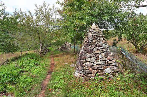 1코스 중간에 있는 돌탑.[사진/조보희 기자]
