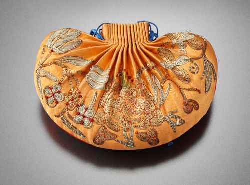 모란불수문 향주머니(牡丹文 香囊)의 다른 면 모습 [국립고궁박물관 제공. 재판매 및 DB 금지]