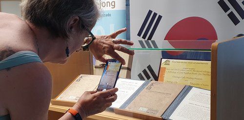 '직지' 영인본 보급스페인의 라스팔마스대학에 전시된 직지 영인본 모습 [청주시 제공. 재판매 및 DB 금지] photo@yna.co.kr