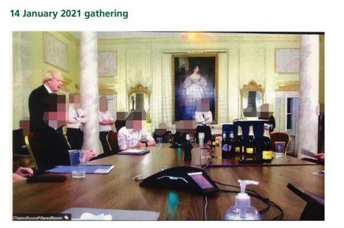 2021년 1월 14일 영국 총리실 파티에 참석한 보리스 존슨 전 총리  [영국 의회 특권위원회 파티게이트 관련 조사보고서 캡처. 재판매 및 DB 금지]
