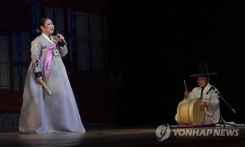 남원시립국악단 공연[연합뉴스 자료사진]