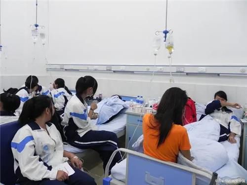 독감에 걸려 치료받는 중국 학생들[시각중국 캡처. 재판매 및 DB 금지]