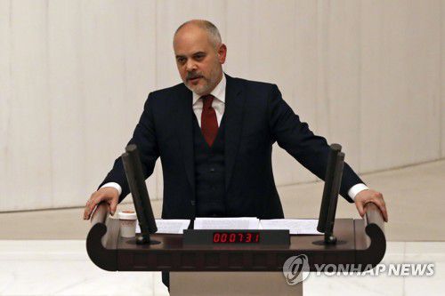 핀란드의 나토 가입 비준안 가결한 터키 의회[AP=연합뉴스. 재판매 및 DB 금지]