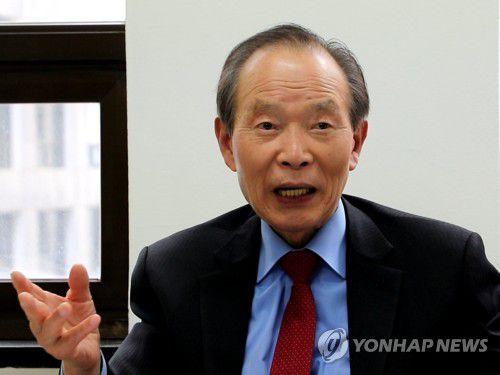 연합뉴스와 인터뷰 중인 장기표[촬영 정한솔]