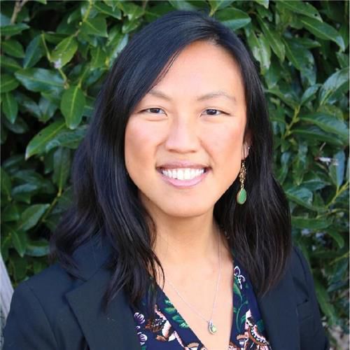 모국으로 돌아오는 미국 입양한인 제나 안토니에비츠[출처:www.royersfordrecreation.com/jenna-and-korea]