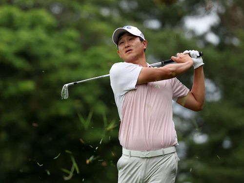 10번 홀에서 트러블샷을 치는 양지호[KPGA 제공. 재판매 및 DB 금지]