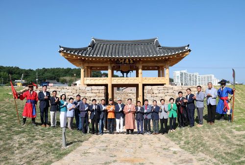 16일 열린 태안읍성 동안문 개문식[태안군 제공. 재판매 및 DB 금지]