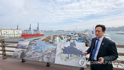 부산항 북항 2030부산엑스포 개최 예정지[연합뉴스 자료 사진]
