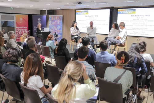 프랑스 파리에서 열린 '2023 K-스토리&코믹스 인 유럽'(서울=연합뉴스) 지난 6일 프랑스 파리에서 열린 '2023 K-스토리＆코믹스 인 유럽' 컨퍼런스의 라운드 테이블 [한국콘텐츠진흥원 제공]