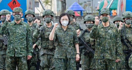 차이잉원 대만 총통[가운데][대만 총통부 캡처. 재판매 및 DB 금지]