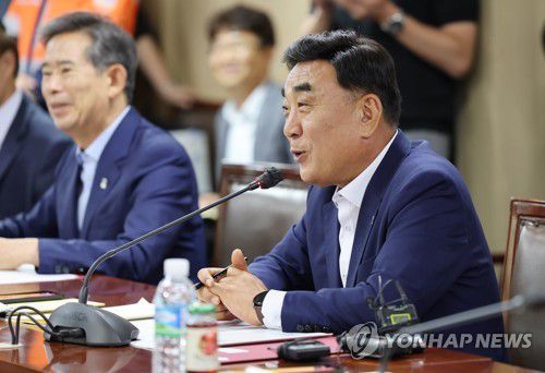 발언하는 김두겸 울산시장[연합뉴스 자료사진]