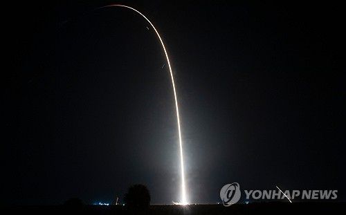스페이스X '크루-7' 임무 우주선 로켓 발사[NASA/AFP=연합뉴스. 재판매 및 DB 금지]