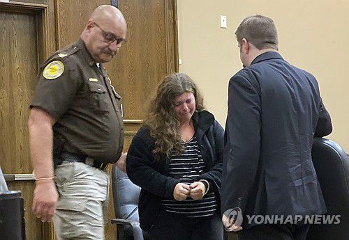 임신 20주 넘긴 10대 딸에게 임신중절약 사준 혐의로 징역형 선고받은 제시카 버지스(42) [노퍽 데일리 뉴스(Norfolk Daily News)/AP=연합뉴스. 재판매 및 DB 금지]