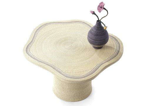 완초장 이수자 박순덕 씨가 만든 식탁(테이블)[국립무형유산원 제공. 재판매 및 DB 금지]