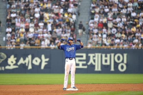안타 치고 세리머니하는 삼성 김영웅[삼성 라이온즈 제공. 재판매 및 DB 금지]