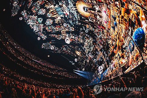 록밴드 U2 콘서트가 열린 미 라스베이거스 스피어 공연장 내부[라스베이거스 로이터=연합뉴스. 재판매 및 DB 금지]