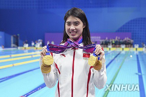 수영 경영 6관왕에 오른 여자 MVP 중국 장위페이 [신화=연합뉴스 자료사진]