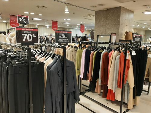 팩토리아울렛 광명점 여성복 고급 브랜드 코너촬영 성혜미