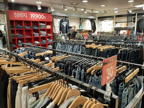 팩토리아울렛 광명점 청바지 판매대촬영 성혜미