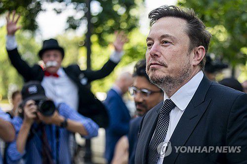 X 인수한 일론 머스크 [EPA 연합뉴스 자료사진. 재판매 및 DB 금지]