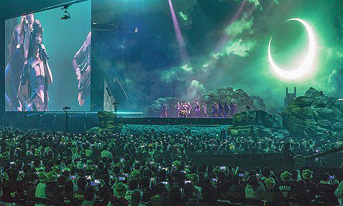 2023 롤드컵 개막식(서울=연합뉴스) 김주환 기자 = 19일 서울 구로구 고척 스카이돔에서 열린 2023 리그 오브 레전드(LoL) 월드 챔피언십(롤드컵) 결승전 개막식에서 그룹 뉴진스가 공연하고 있다. 2023.11.19 jujuk@yna.co.kr