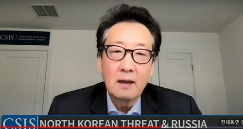 CSIS 온라인 대담서 발언하는 빅터 차 CSIS 한국 석좌[워싱턴=연합뉴스. CSIS 유튜브 계정 캡처. 재판매 및 DB금지]