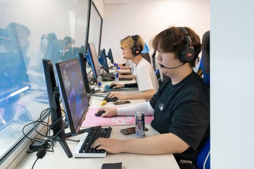 DRX e스포츠 아카데미에서 '발로란트' 연습하는 수강생들[DRX 제공. 재판매 및 DB 금지]