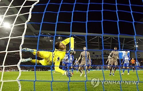 브라이턴 잭 힌셜우드의 골 장면[로이터=연합뉴스]