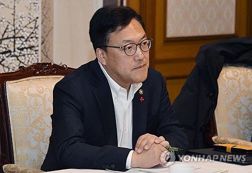 김병환 차관, 경제정책방향 관련 전문가 간담회 주재(서울=연합뉴스) 김병환 기획재정부 차관이 22일 정부서울청사에서 열린 '2024년 경제정책방향 관련 전문가 간담회'를 주재하고 있다. 2023.12.22 [기획재정부 제공. 재판매 및 DB 금지] photo@yna.co.kr