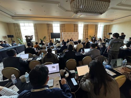 노태문 삼성전자 MX사업부장 기자간담회(새너제이[미 캘리포니아주]=연합뉴스) 김태종 특파원 = 노태문 삼성전자 모바일경험(MX)사업부장(사장)이 17일(현지시간) 갤럭시 S24 시리즈 발표 후 미 캘리포니아주 새너제이 시그니아호텔에서 기자간담회를 하고 있다. 2024. 1. 18. taejong75 2yna.co.kr