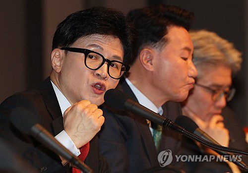 질문에 답변하는 한동훈 위원장(서울=연합뉴스) 국민의힘 한동훈 비상대책위원장이 7일 오전 서울 중구 한국프레스센터에서 열린 관훈클럽 초청 토론회에서 패널 질문에 답변하고 있다. 2024.2.7 [국회사진기자단] photo@yna.co.kr