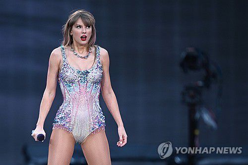 호주에서 공연 중인 테일러 스위프트[EPA=연합뉴스. 재판매 및 DB 금지]