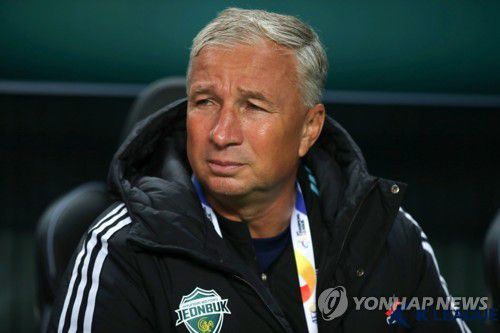 단 페트레스쿠 전북 현대 감독[한국프로축구연맹 제공. 재판매 및 DB 금지]