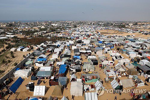 가자지구 최남단 라파에 들어선 피란민 임시수용 시설[로이터 연합뉴스. 재판매 및 DB 금지]